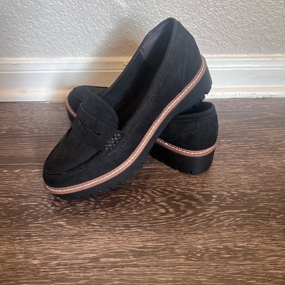 Excellent condition, never worn - Picture 3 of 3